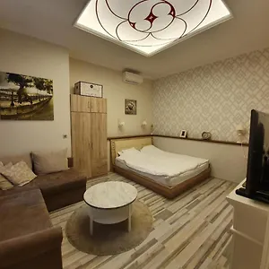 In Ii. Budapeşte