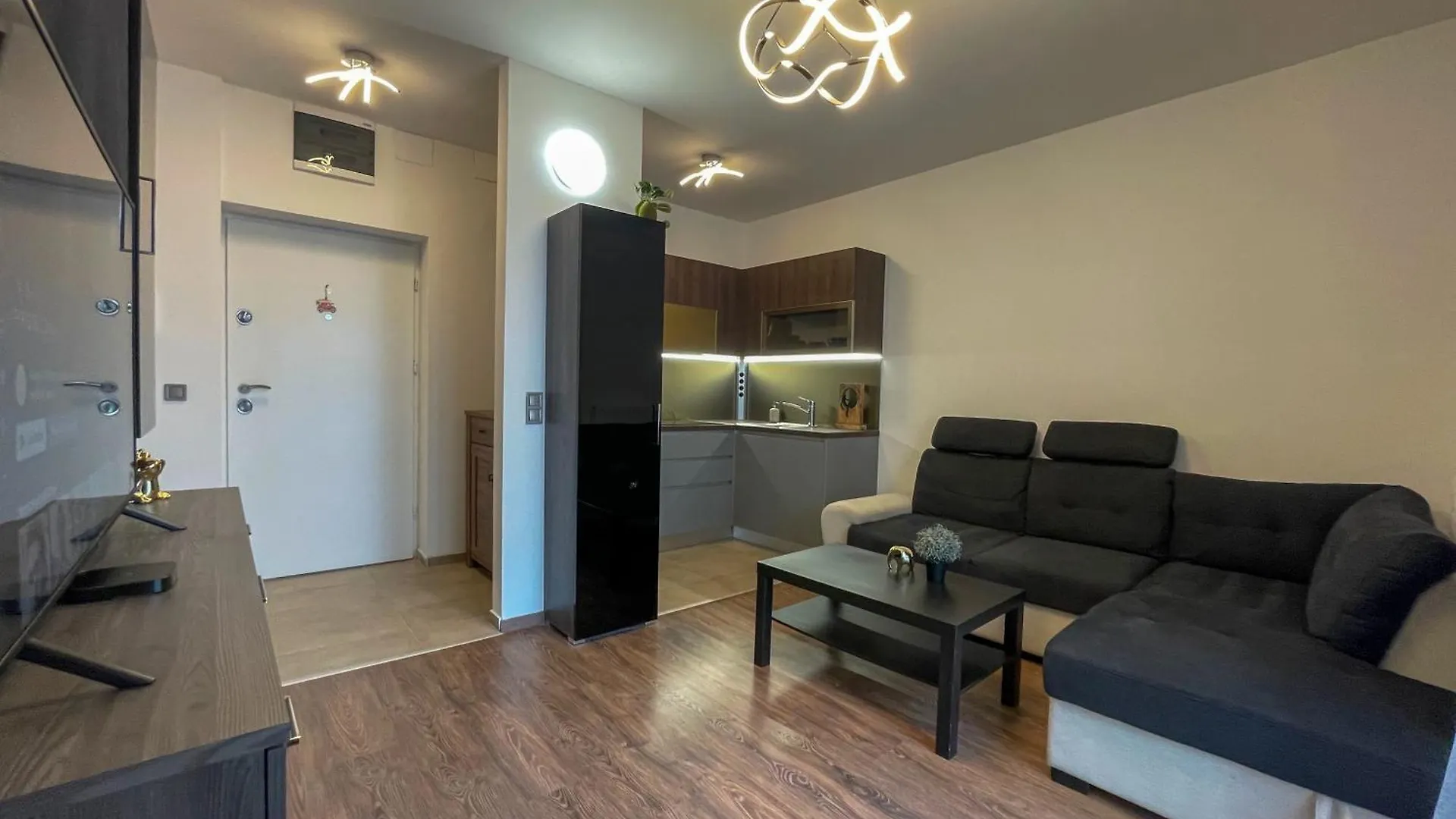 Mira Apartman - Hostaid Budapest 0*,  Hungary